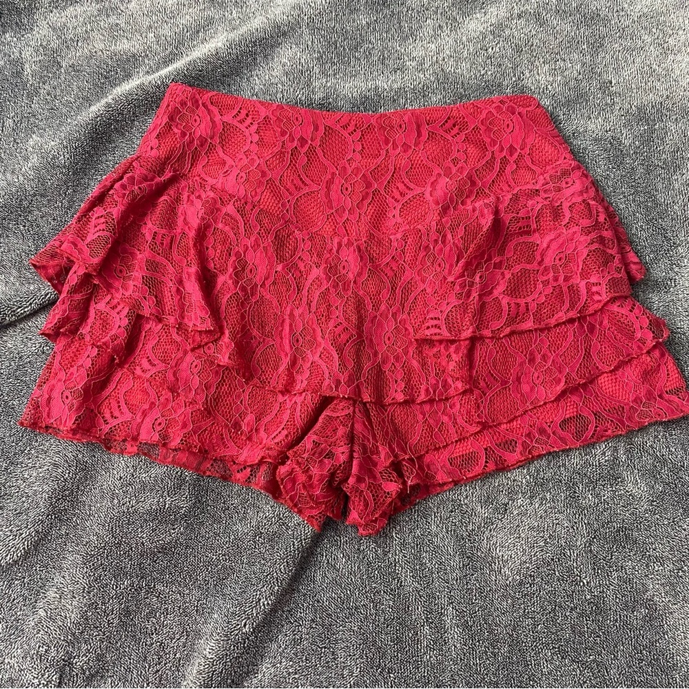Misguided High Waist Red Lace Women's Shorts‎ Size 6